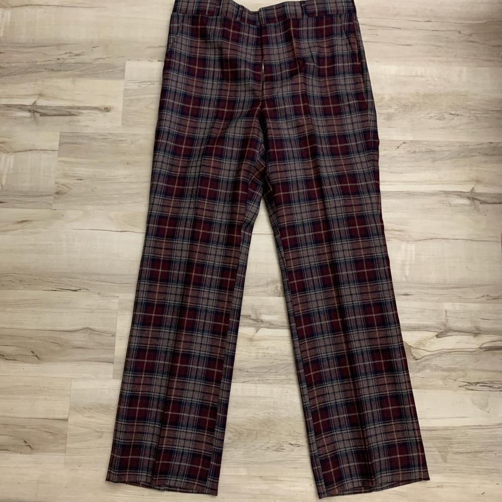 Scottish Tartans Corbin Vintage 70s Grey Burgundy Plaid Trousers 34x34